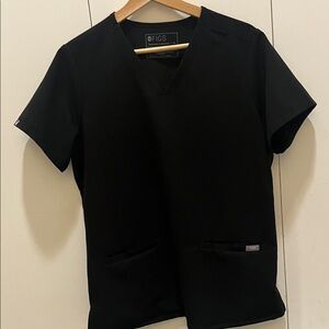 Figs women’s scrub set in medium